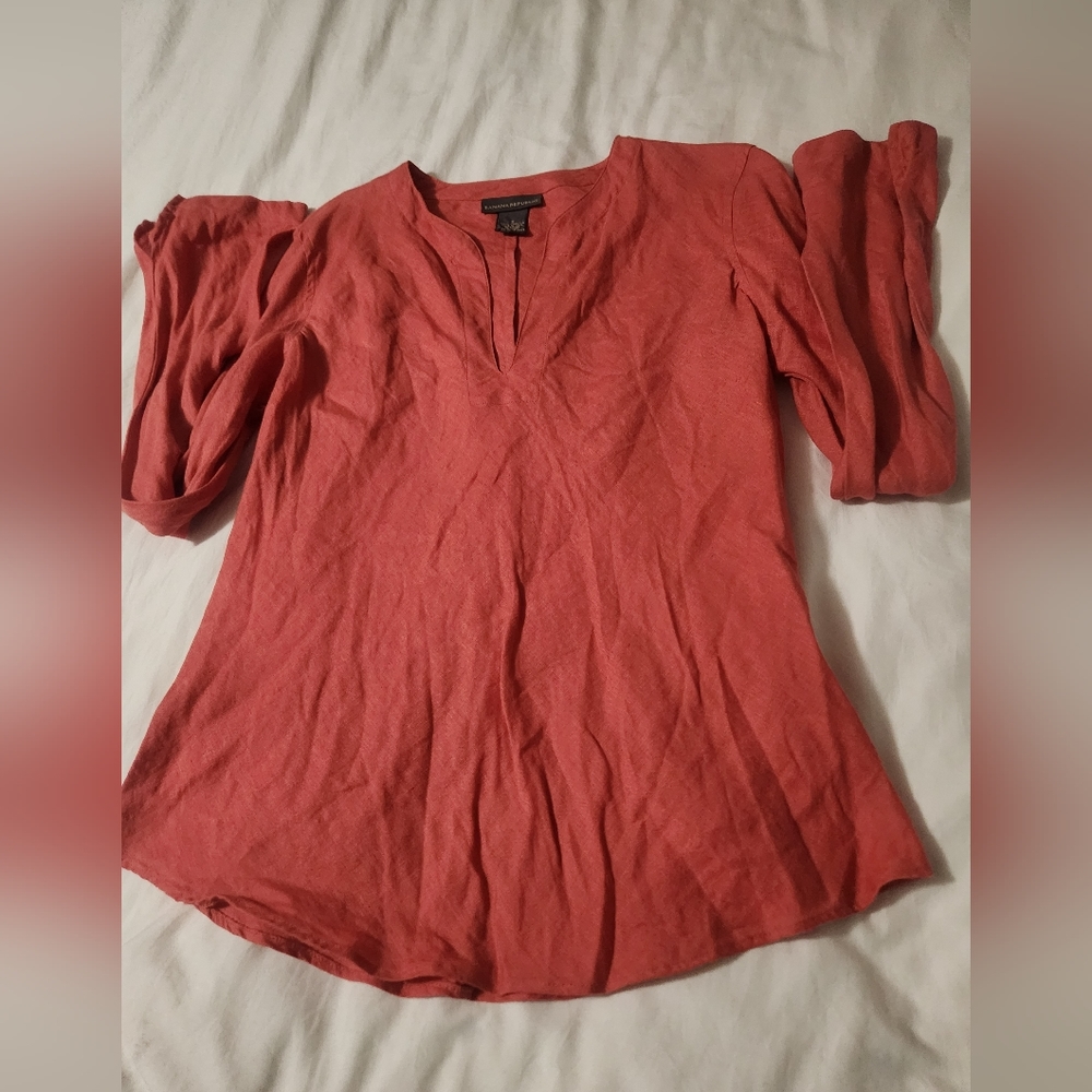 A red shirt ❤️